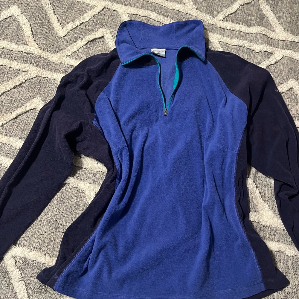 Columbia Women's Blue and Black Cowl Neck Sweater